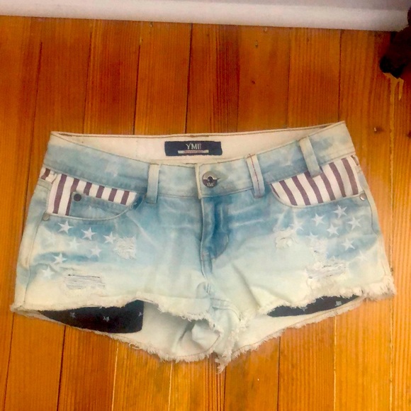 Low Rise Jean Shorts - Picture 1 of 2